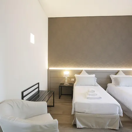 Konukevi Liberty Como