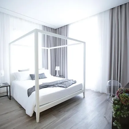 Konukevi Liberty Como