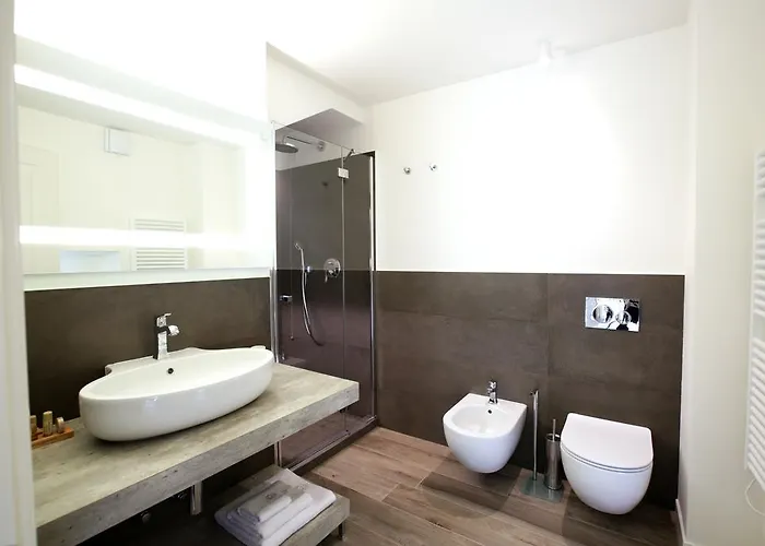 自由别墅旅馆 4* 科莫